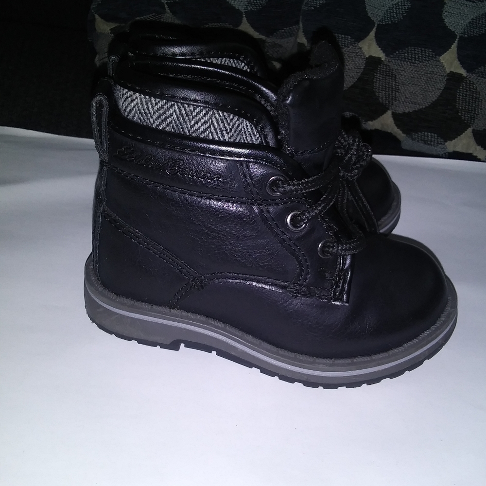 Eddie Bauer boots 6c